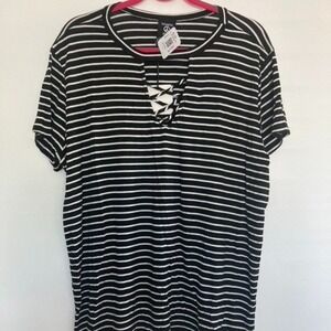 Hippie Chic T-Shirt Women 2X Plus Black Stripe Cross Neck Boho Festival Chic